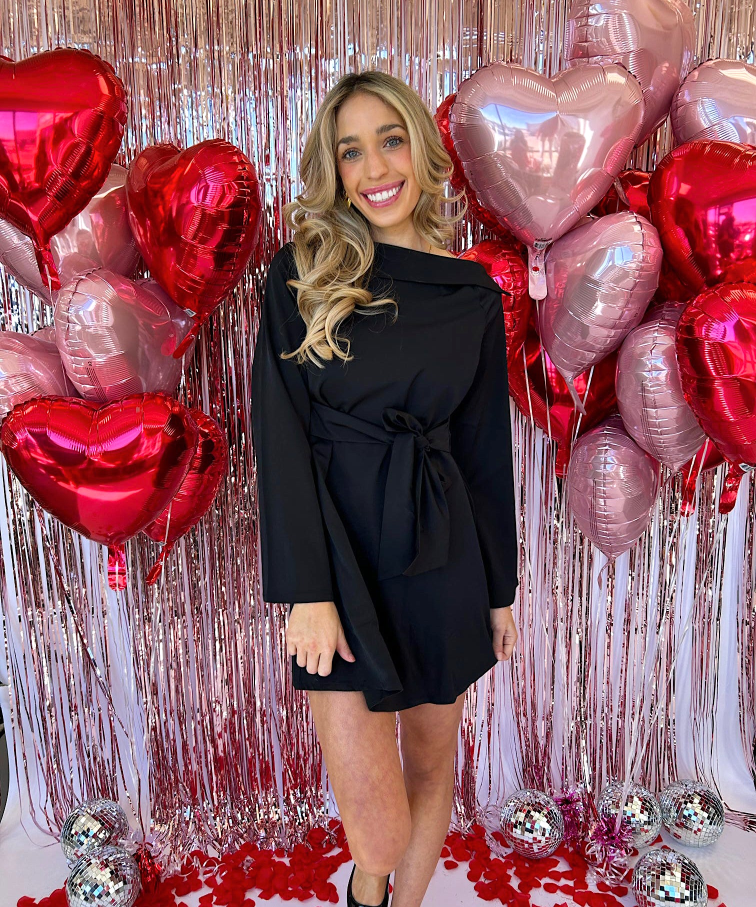 BLACK STRAPLESS BABY DOLL TIE DRESS