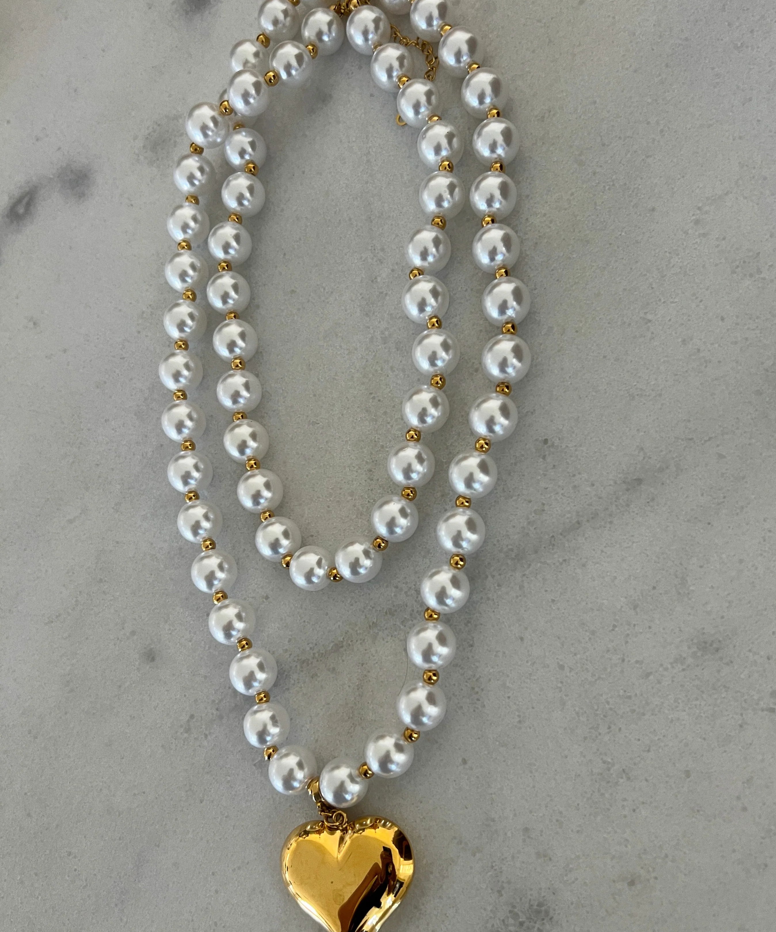 WRAP AROUND PEARL HEART NECKLACE