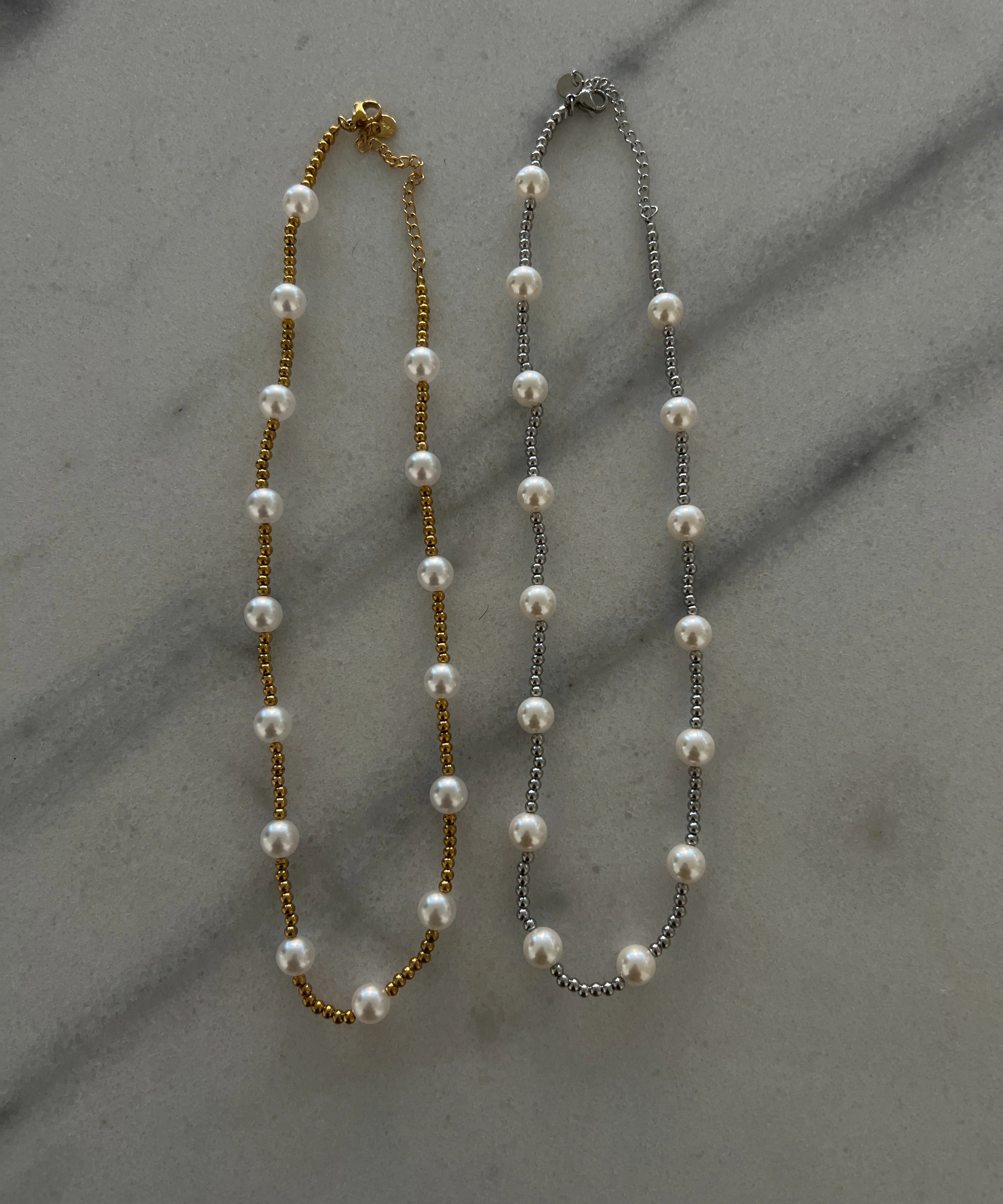 PEARL BEADED NECKLACE