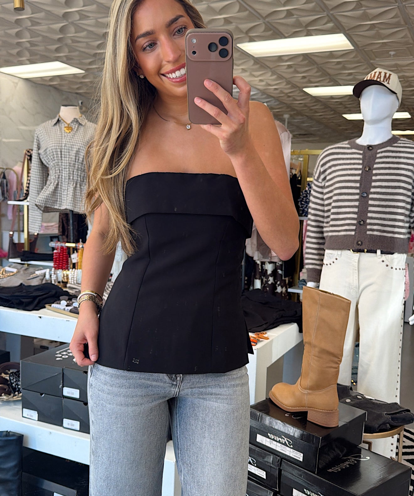 WF BLACK TAILORED STRAPLESS TOP