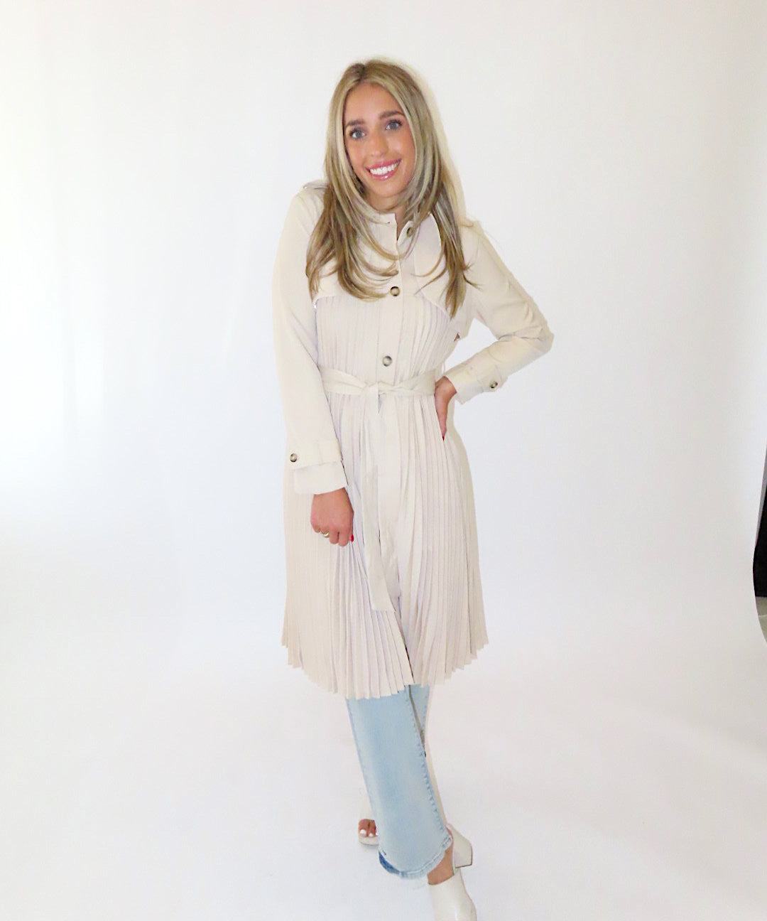 BEIGE PLEATED TRENCH COAT