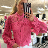 PINK FLORAL LACE BLOUSE